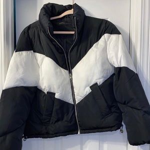NWOT BADDIEVILLE cropped puffer jacket Large